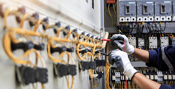 Professional Electrician technician working in Henrietta, TX